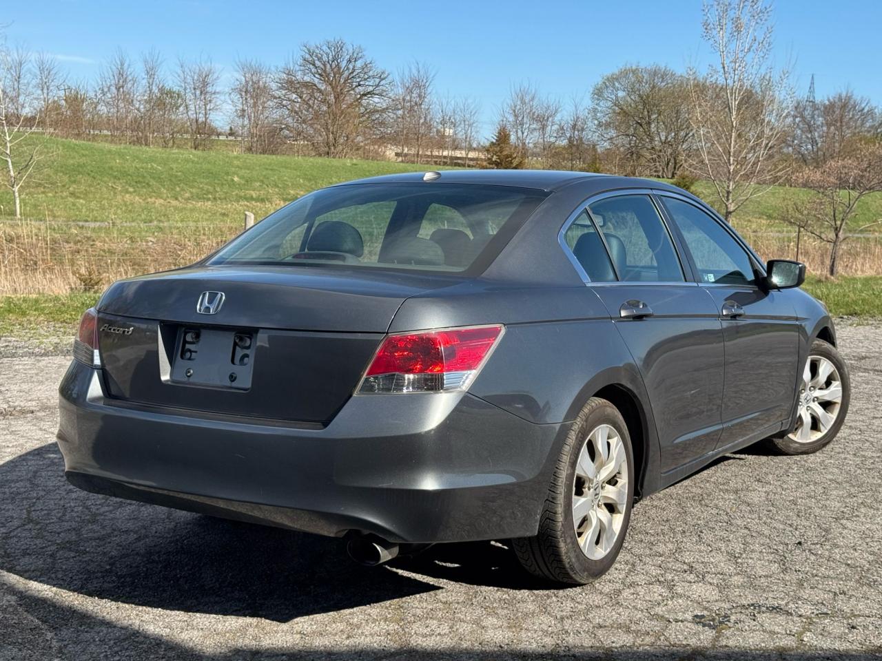2010 Honda Accord EX-L | CLEAN CARFAX | LEATHER | SUNROOF | ALLOYS | Photo4
