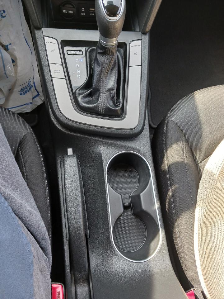 2017 Hyundai Elantra LE - Photo #8