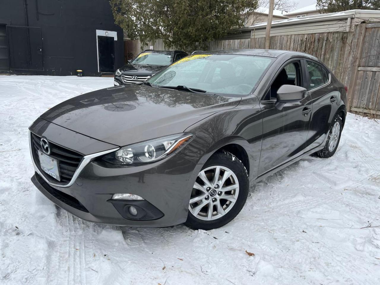 Used 2014 Mazda MAZDA3 GS / 6SPD / REAR CAM / NEW BRAKES AND TIRES /AC/ for sale in Scarborough, ON