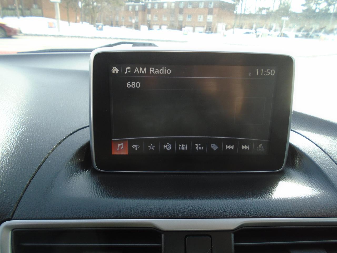 2014 Mazda MAZDA3 GS / 6SPD / REAR CAM / NEW BRAKES AND TIRES /AC/ - Photo #17
