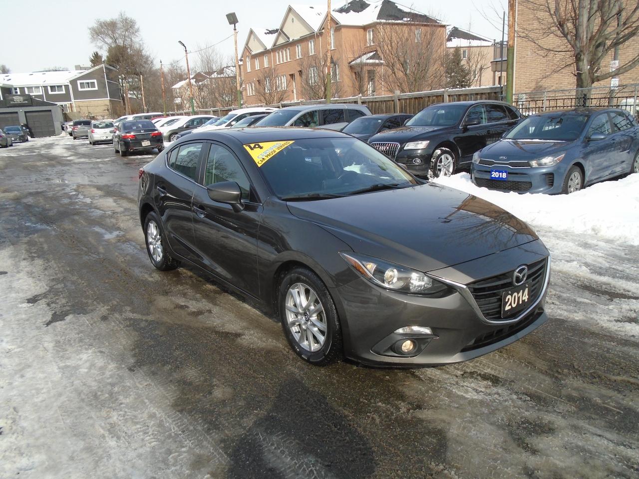 2014 Mazda MAZDA3 GS / 6SPD / REAR CAM / NEW BRAKES AND TIRES /AC/ - Photo #3