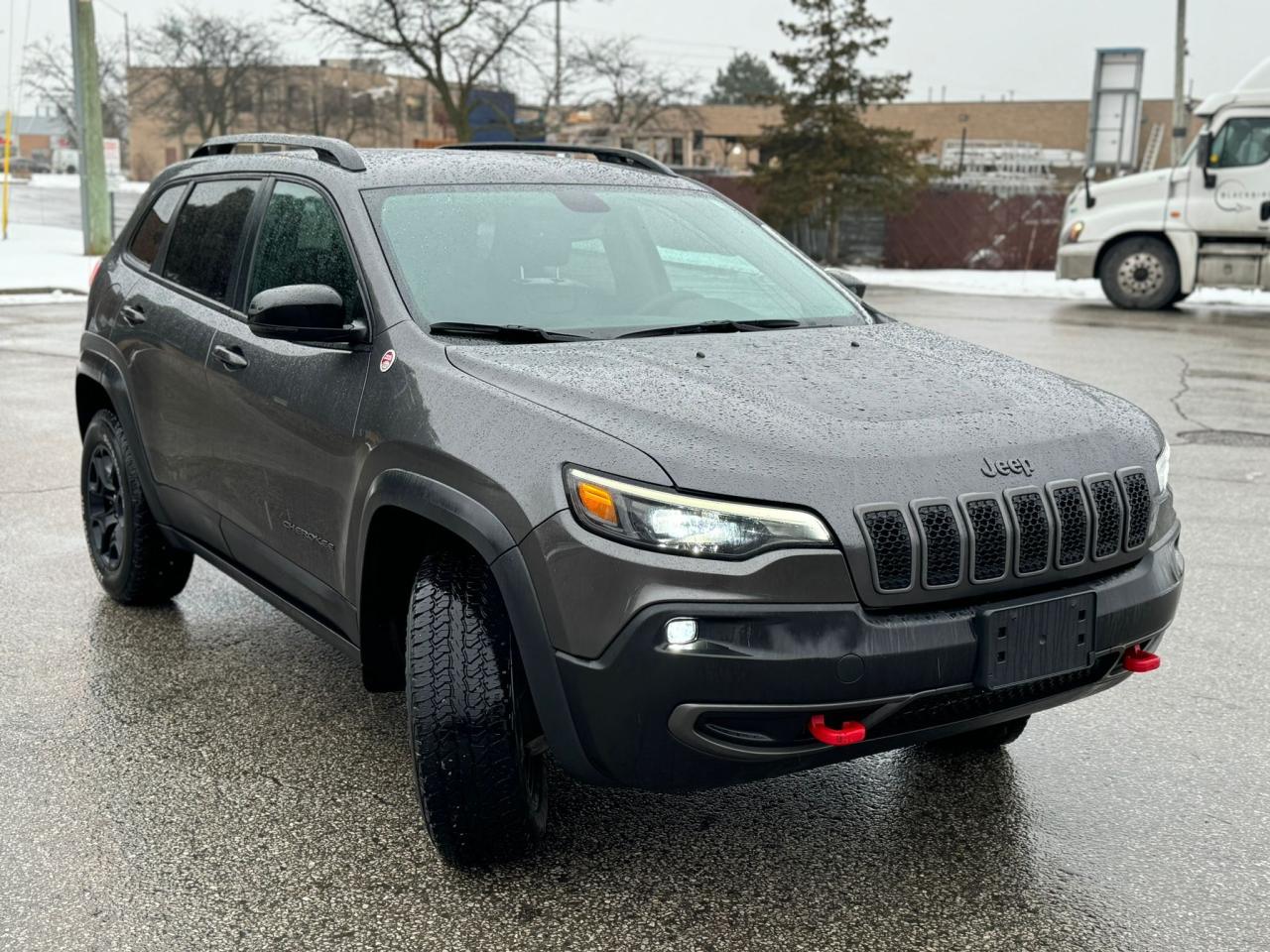 2022 Jeep Cherokee Trailhawk - Photo #3