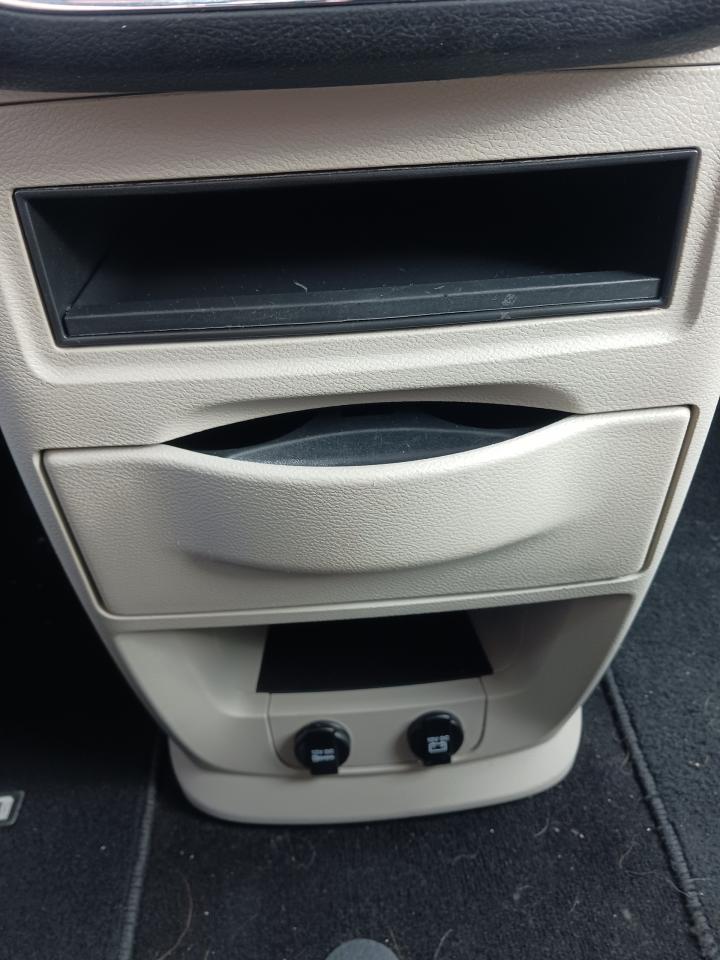 2017 Dodge Grand Caravan  - Photo #7
