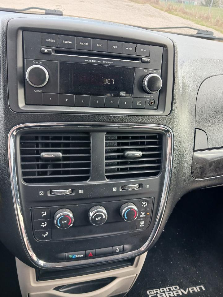 2017 Dodge Grand Caravan  - Photo #6