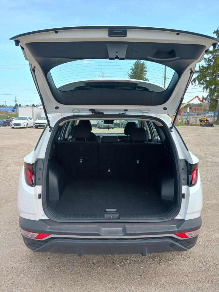2023 Hyundai Tucson Essential AWD - Photo #10