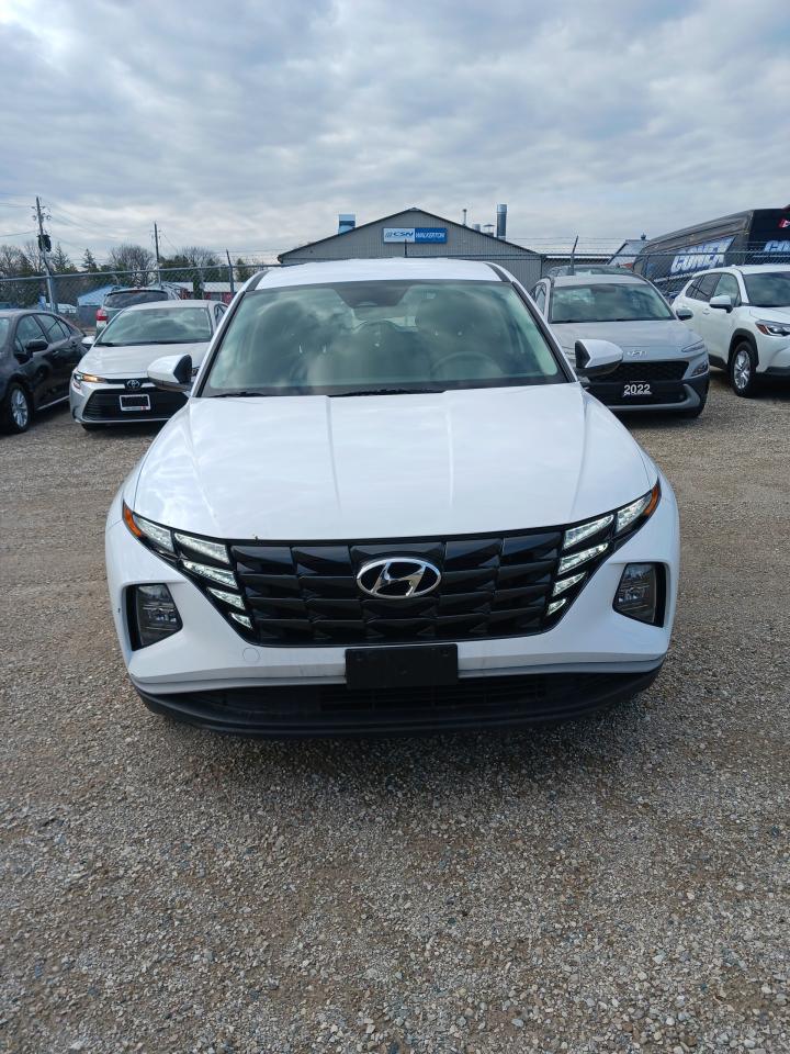 2023 Hyundai Tucson Essential AWD - Photo #2