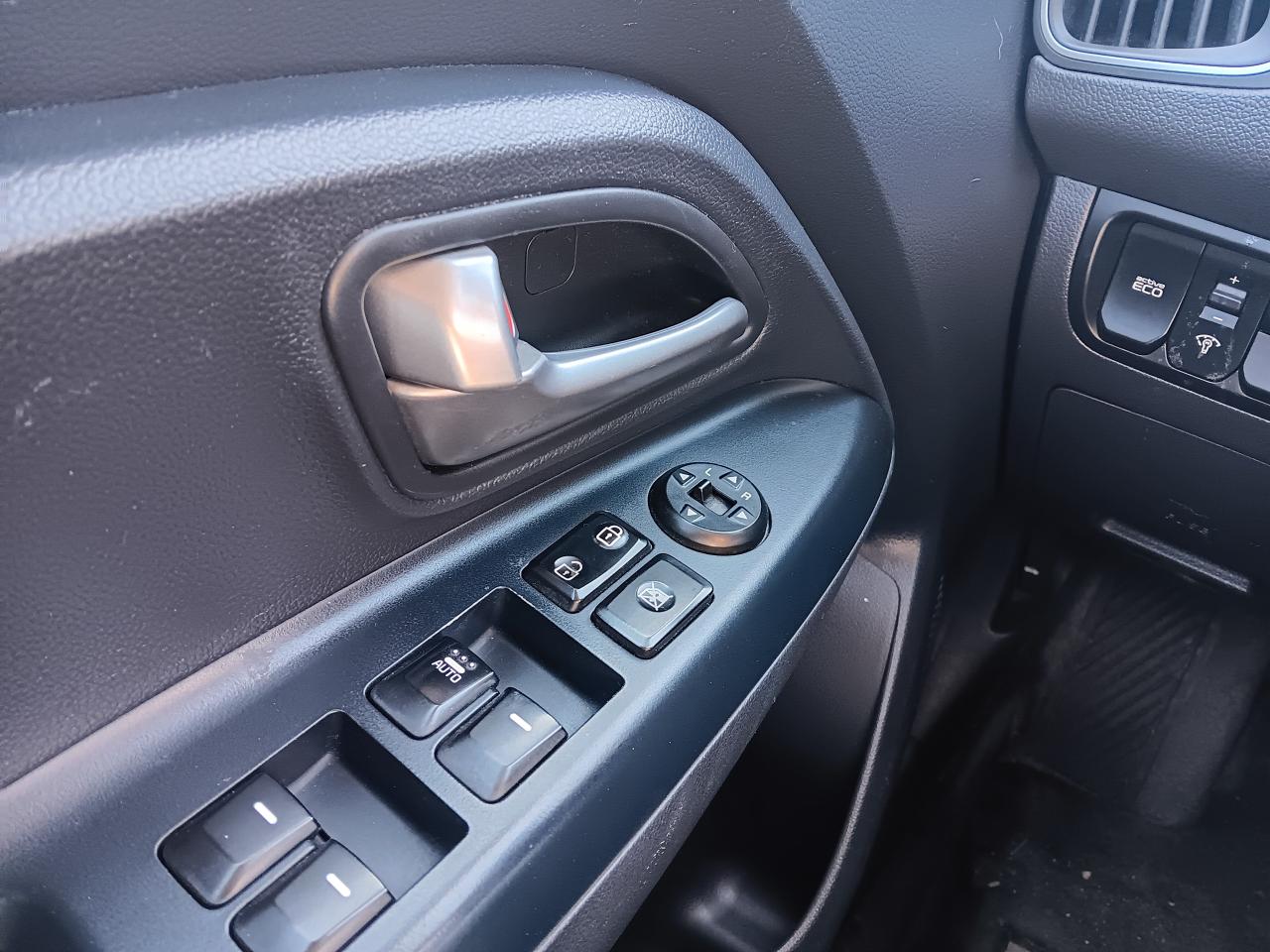 2017 Kia Rio LX+, Automatic, Heated Seats - Photo #23