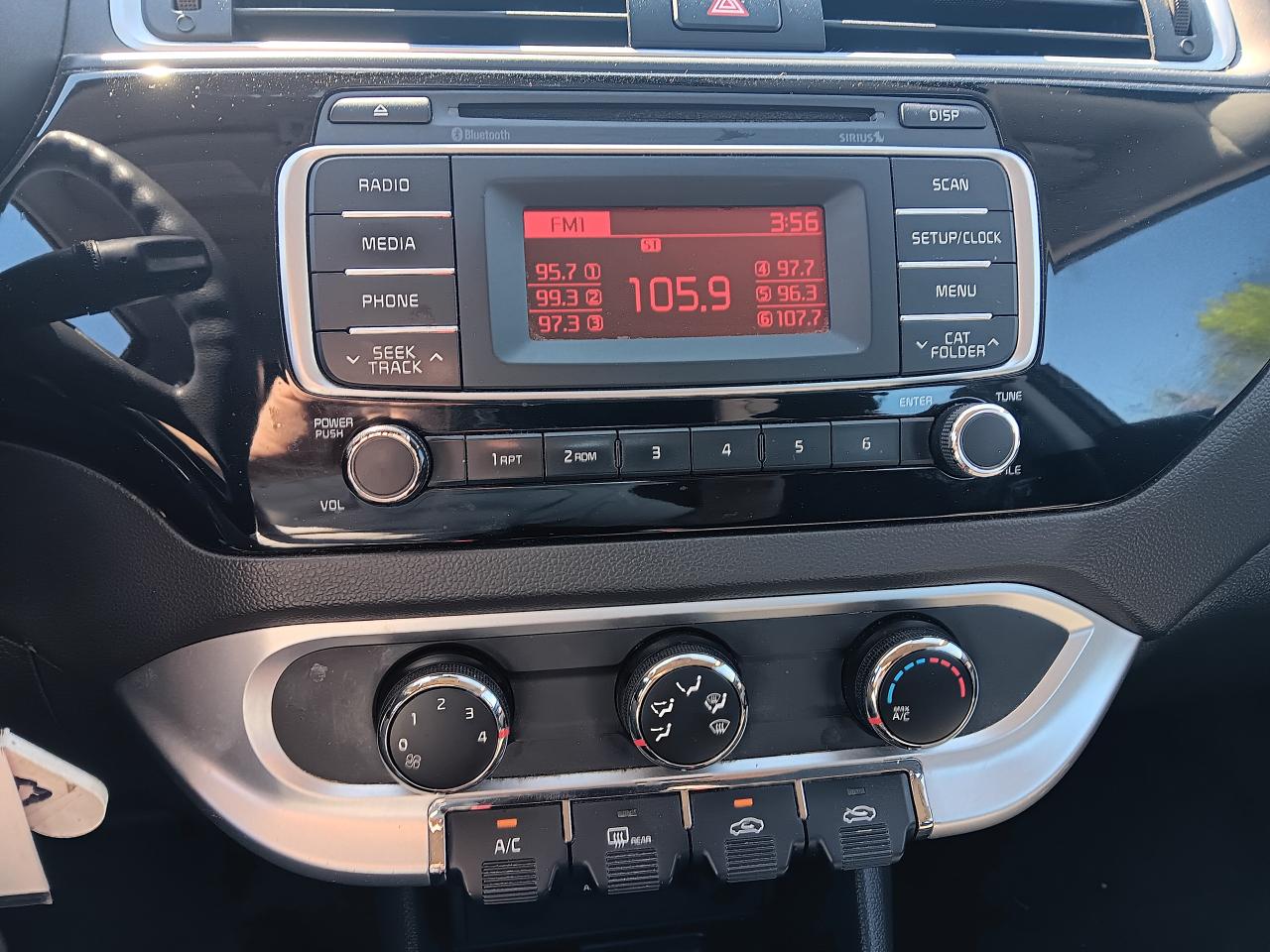 2017 Kia Rio LX+, Automatic, Heated Seats - Photo #21