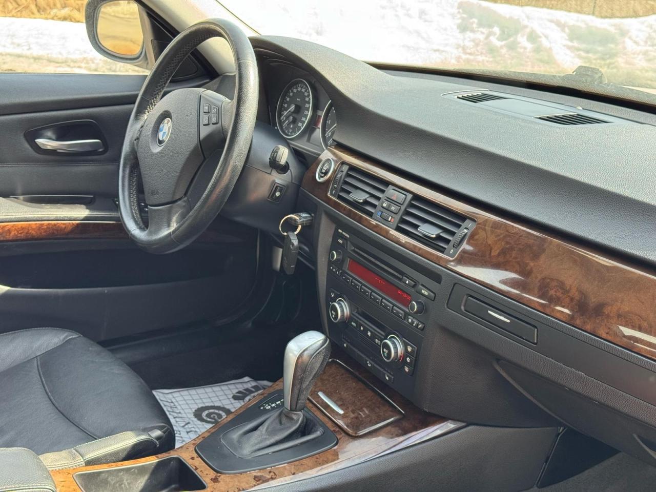 2009 BMW 3 Series 328I XDRIVE | CLEAN CARFAX | HTD STEERING | Photo28