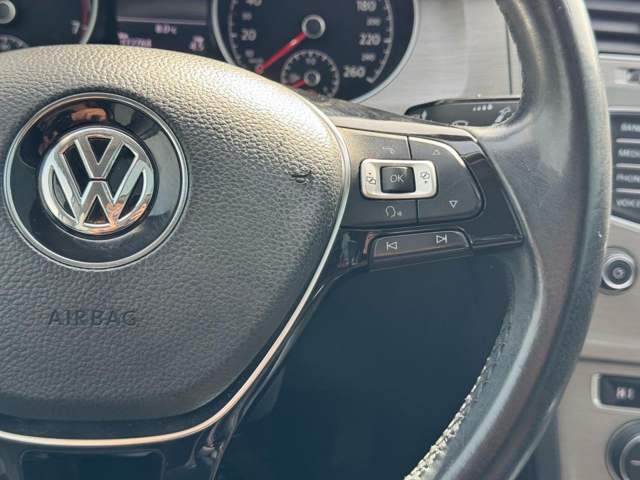 2017 Volkswagen Golf HIGHLINE | ONE OWNER | CLEAN CARFAX | LEATHER | Photo15