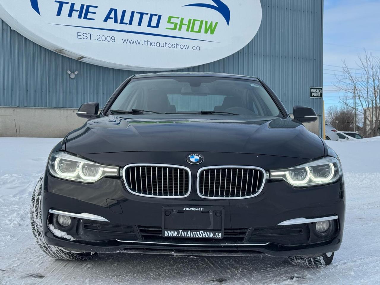 2017 BMW 3 Series 320XI | CLEAN CARFAX | NAVIGATION | Photo2