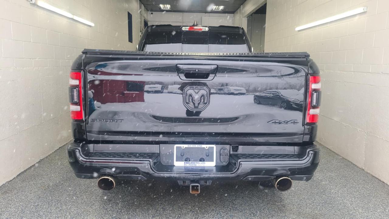 2021 RAM 1500 SPORT - Photo #5