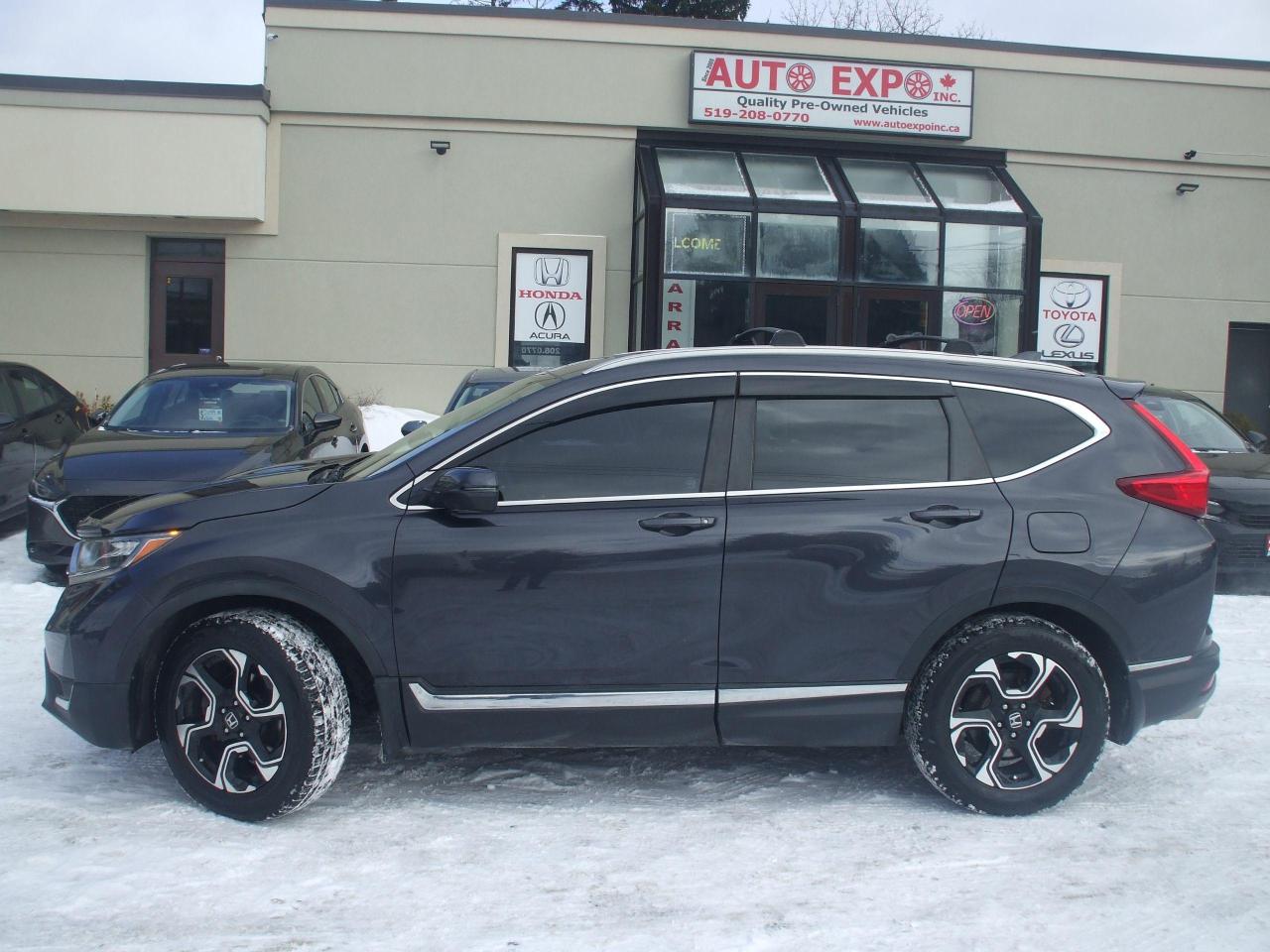 2017 Honda CR-V Touring,Fully Loaded,GPS,AWD,Leather,Sunroof,Fogs - Photo #2