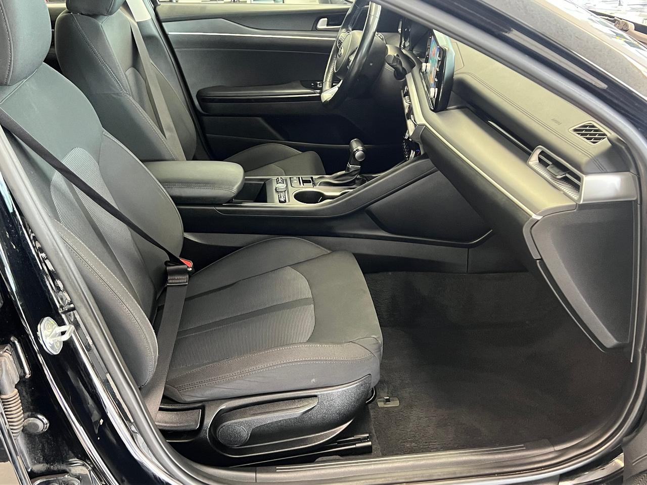 2021 Kia K5 LX AWD+New Tires+RemoteStart+LaneKeep+CLEAN CARFAX Photo