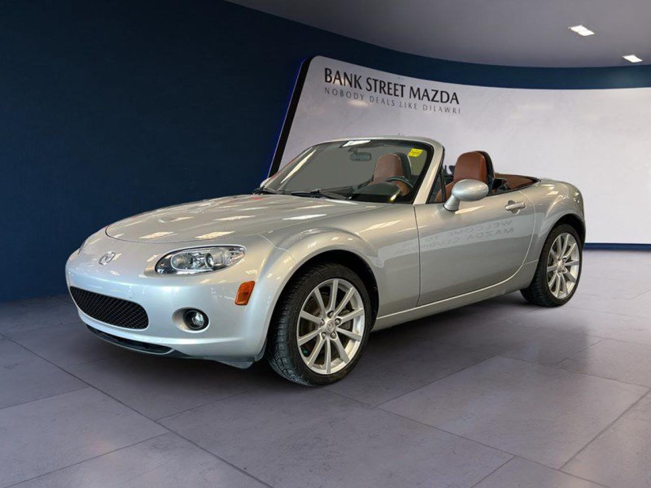 Used 2006 Mazda Miata MX-5 2dr Conv Grand Touring Manual for sale in Ottawa, ON