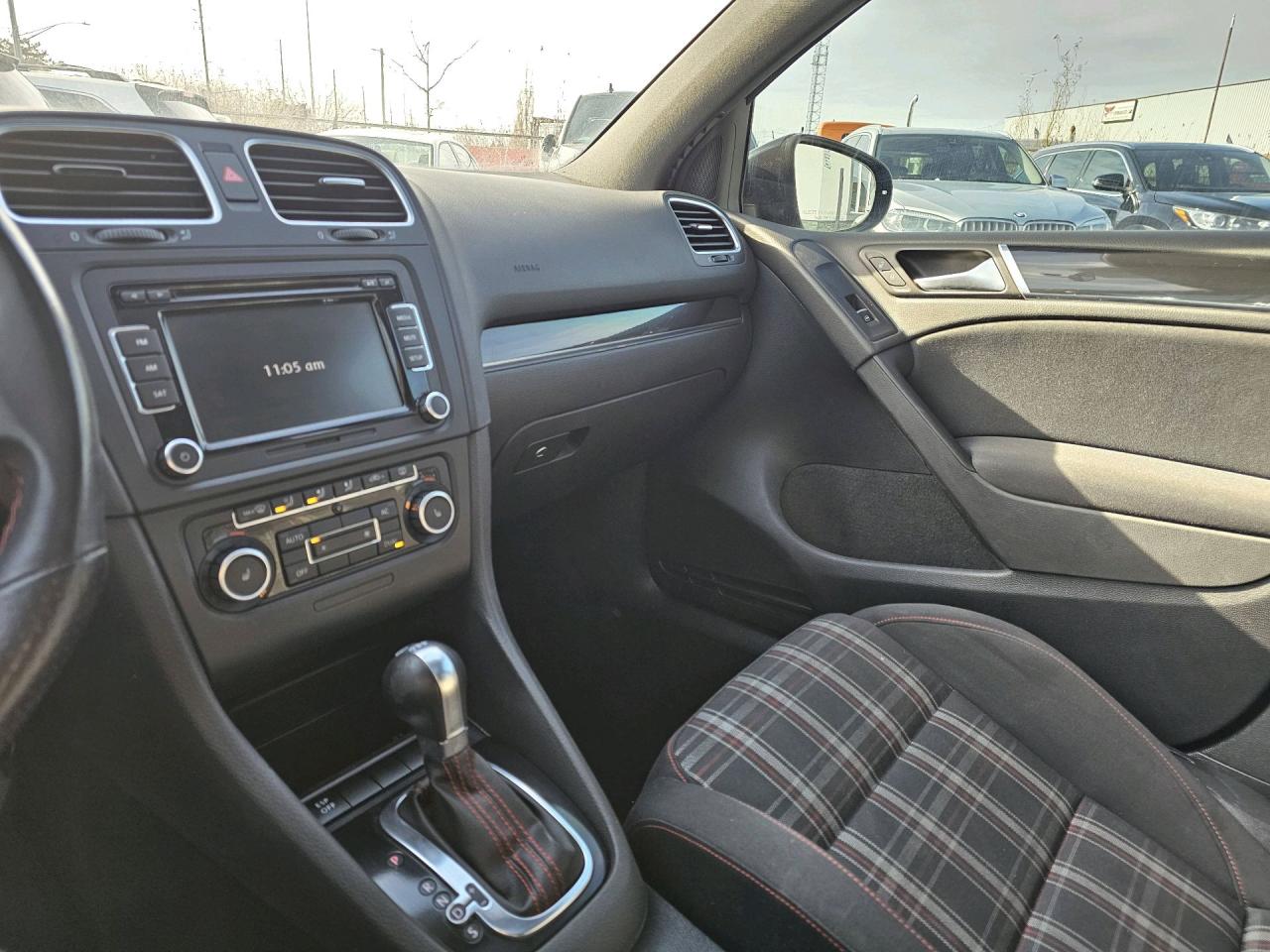 2010 Volkswagen Golf GTI 5dr HB DSG - Photo #14
