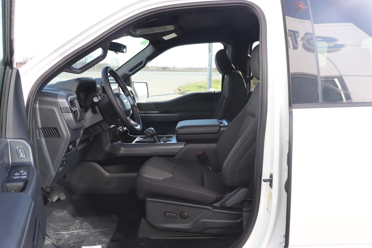 2025 Ford F-150 XLT 4WD SuperCrew 5.5' Box Photo5