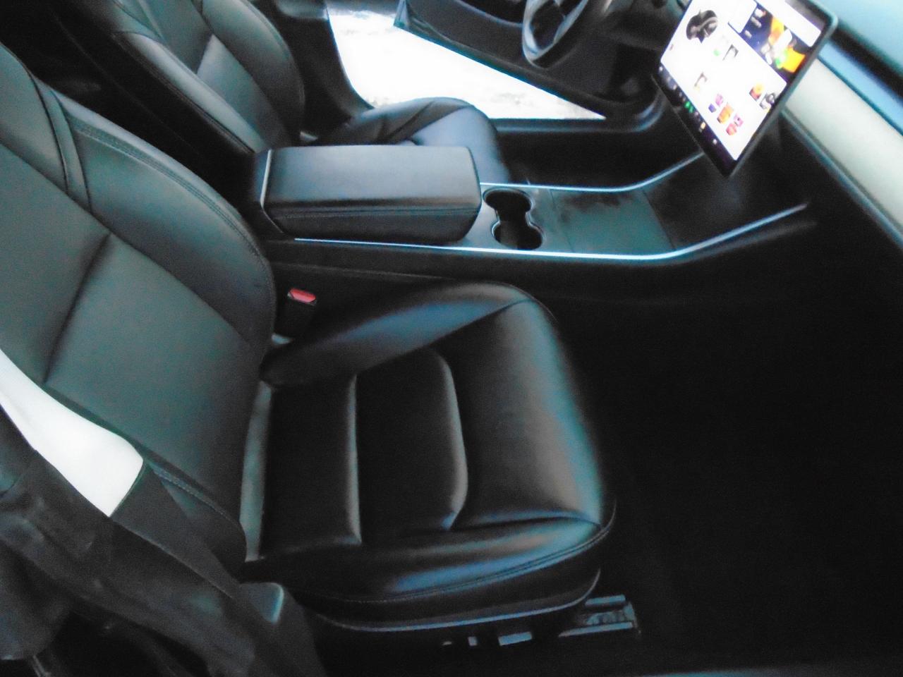 2018 Tesla Model 3 MID RANGE RWD - Photo #9