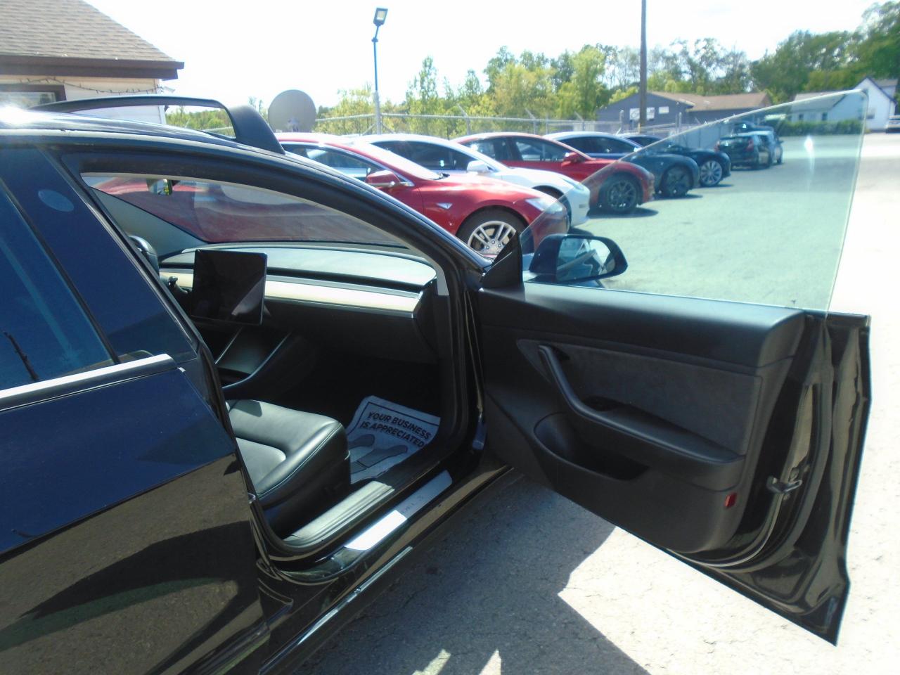 2018 Tesla Model 3 MID RANGE RWD - Photo #12