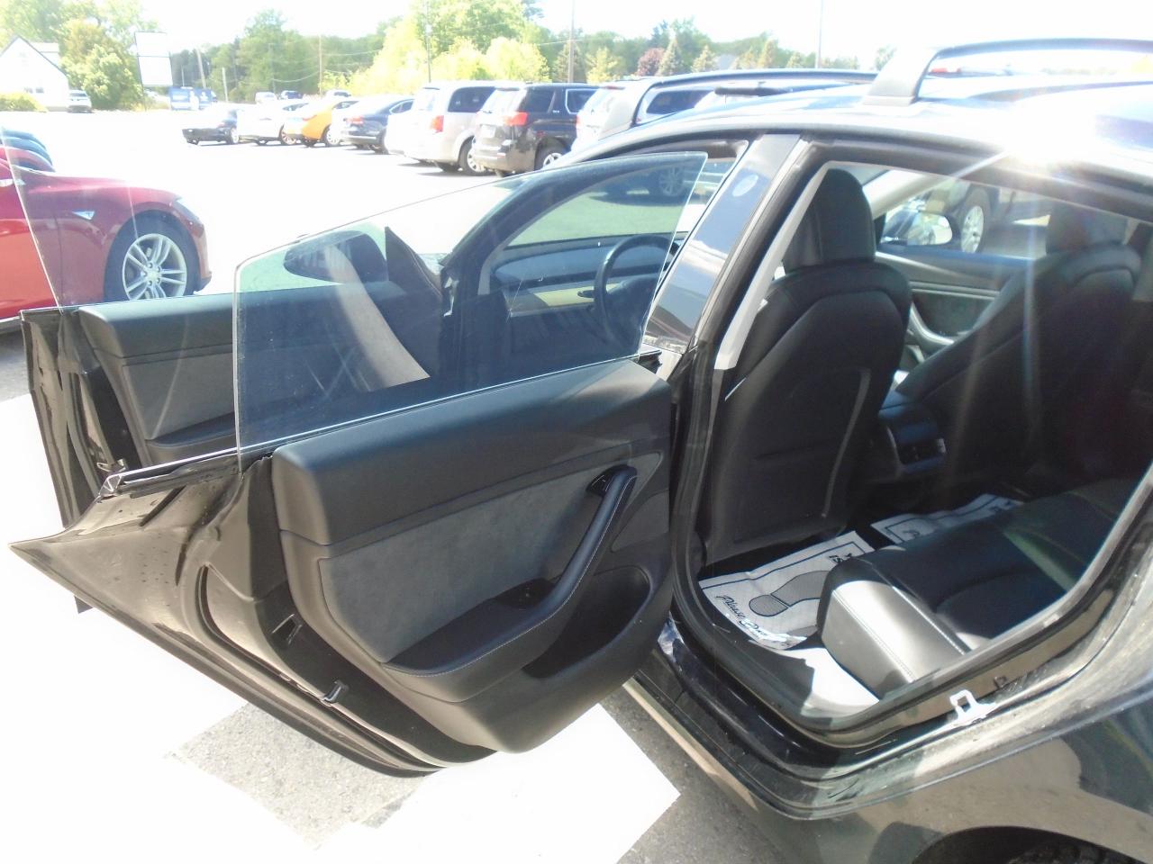 2018 Tesla Model 3 MID RANGE RWD - Photo #14