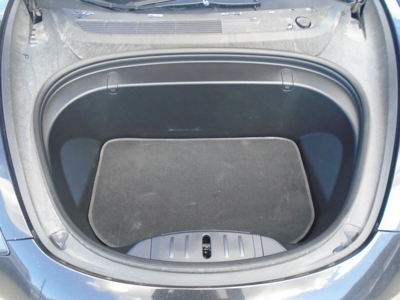 2018 Tesla Model 3 MID RANGE RWD - Photo #31