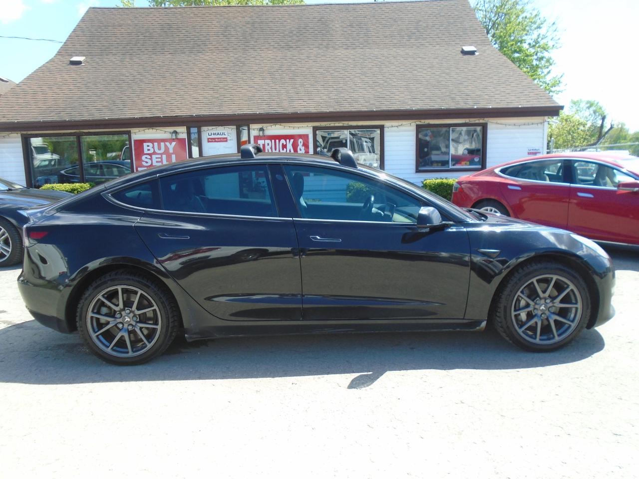 2018 Tesla Model 3 MID RANGE RWD - Photo #4