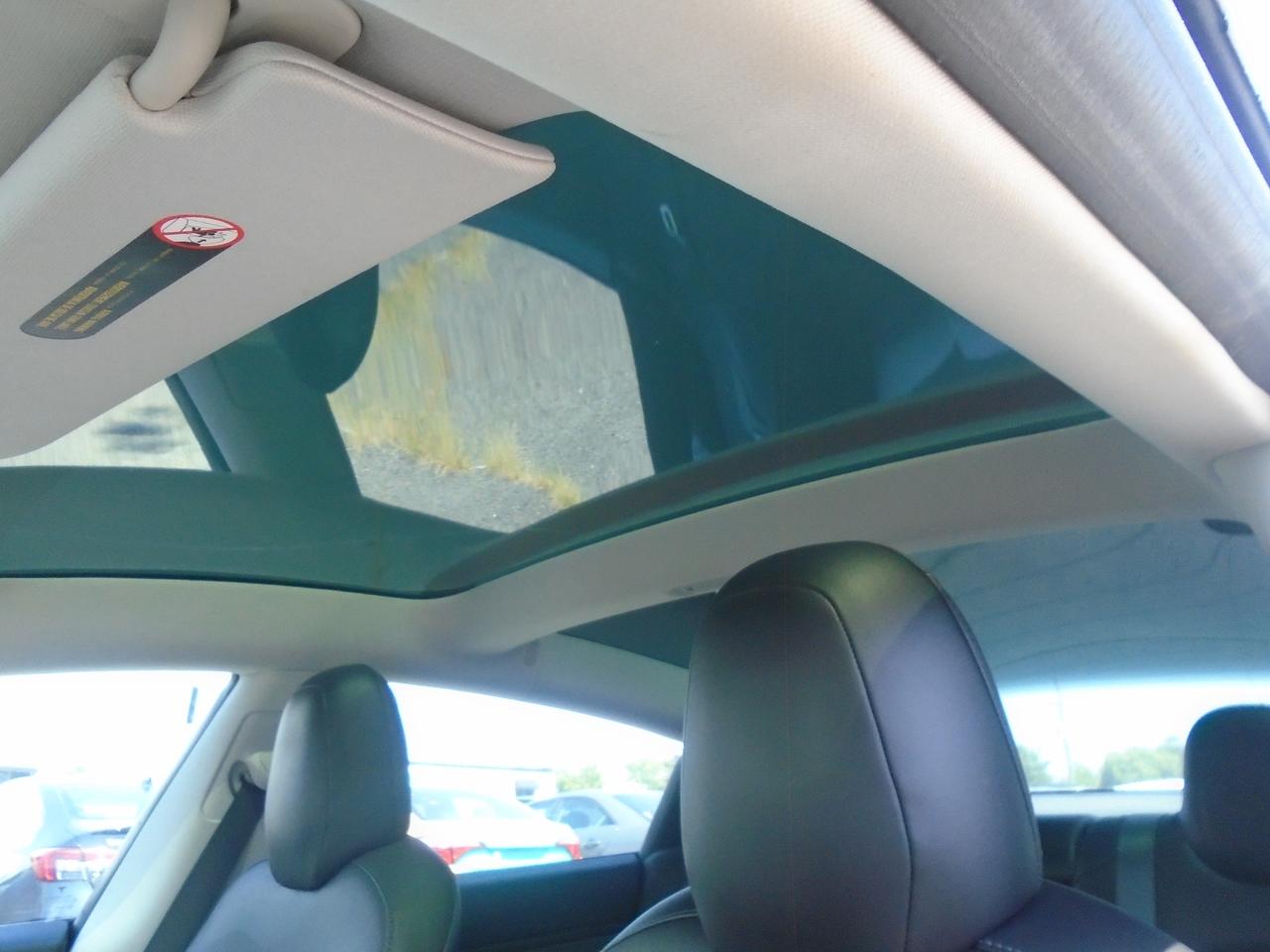 2018 Tesla Model 3 Mid Range Battery 341KM Full Charge Photo