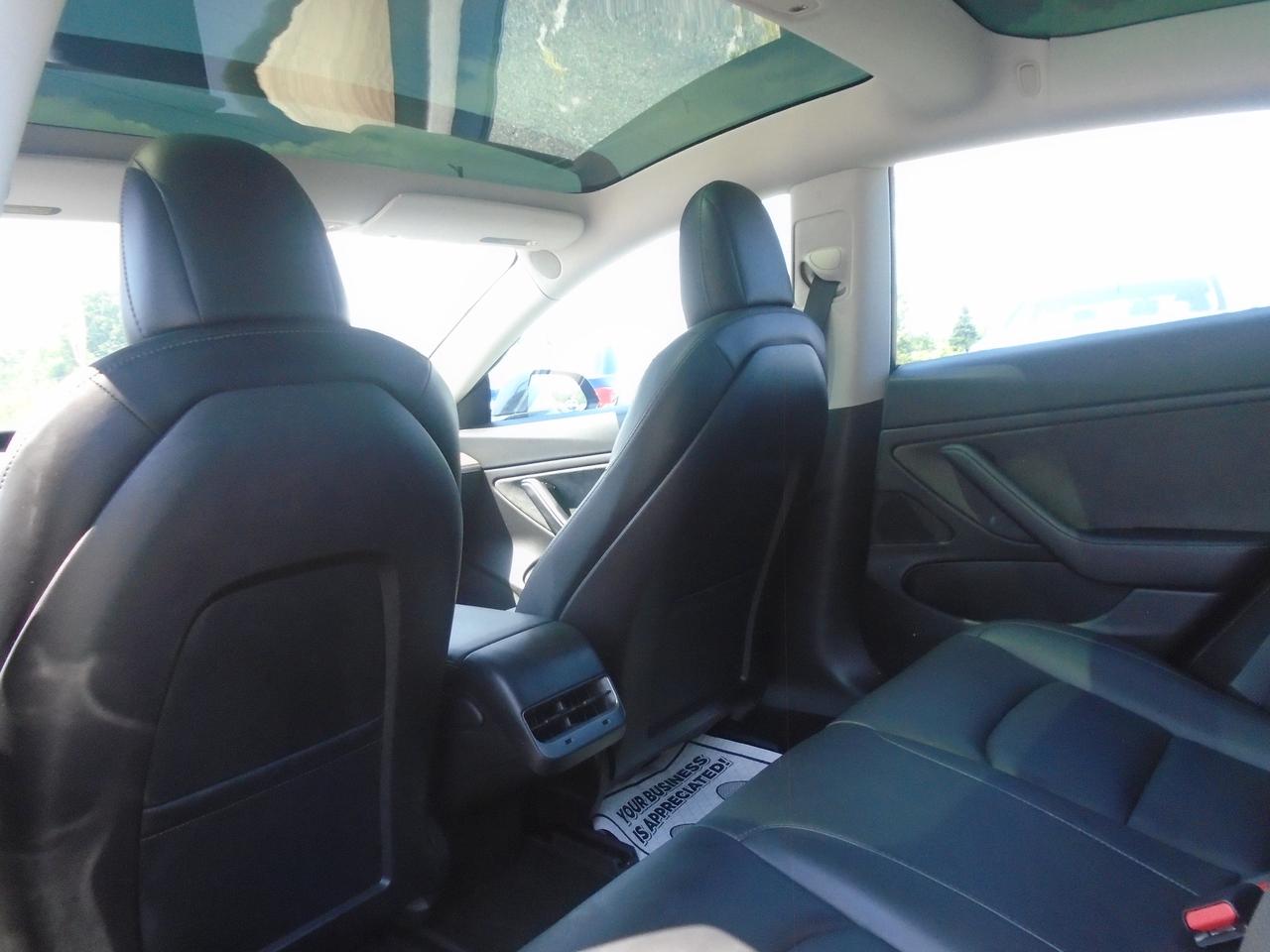 2018 Tesla Model 3 Mid Range Battery 341KM Full Charge Photo