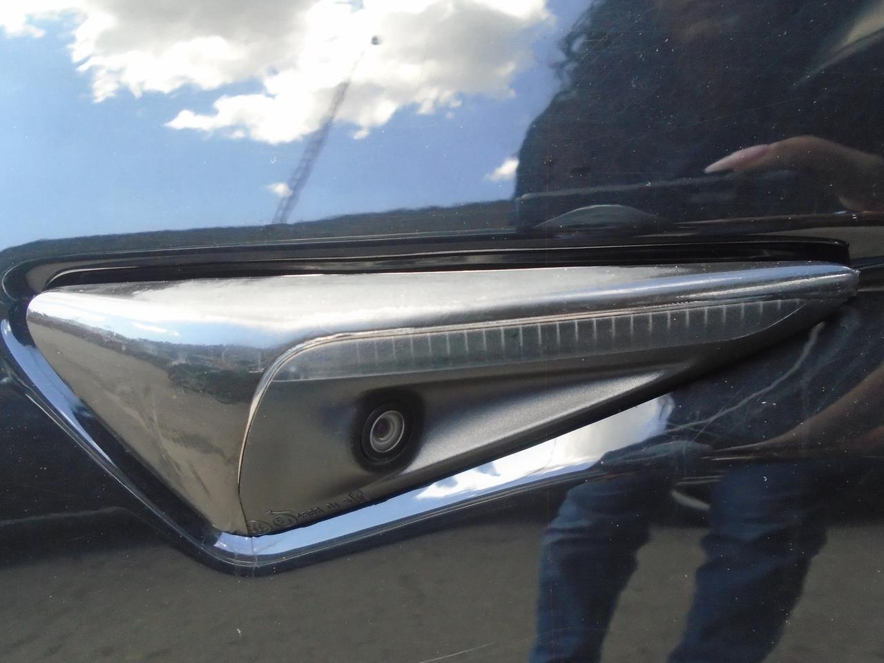 2018 Tesla Model 3 Mid Range Battery 341KM Full Charge Photo