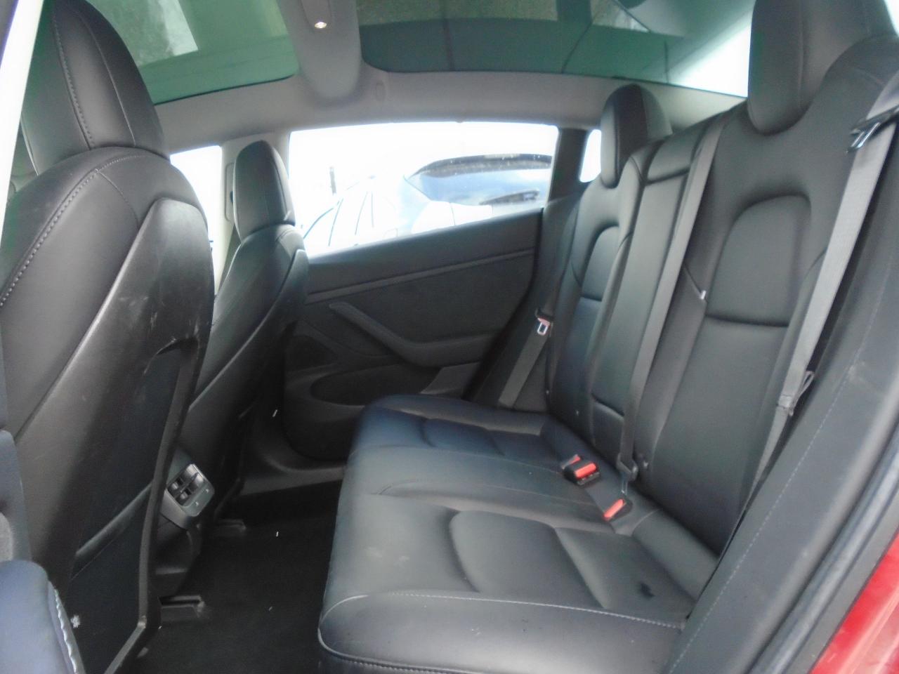 2018 Tesla Model 3 Model 3 Long Range RWD - Photo #29