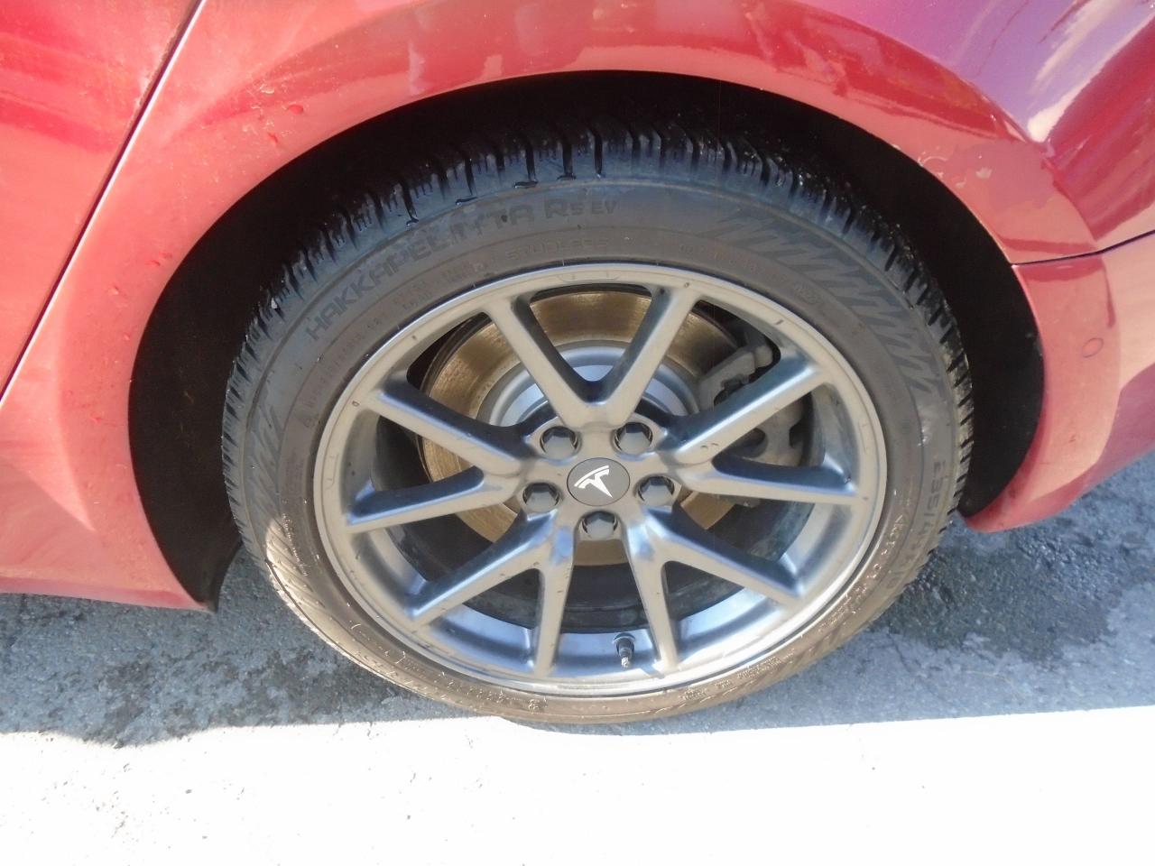 2018 Tesla Model 3 Model 3 Long Range RWD - Photo #37