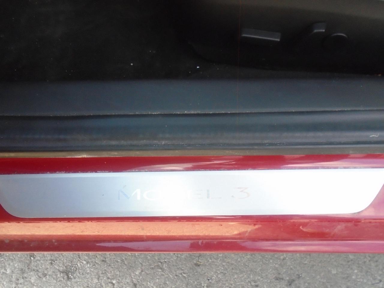2018 Tesla Model 3 Model 3 Long Range RWD - Photo #39