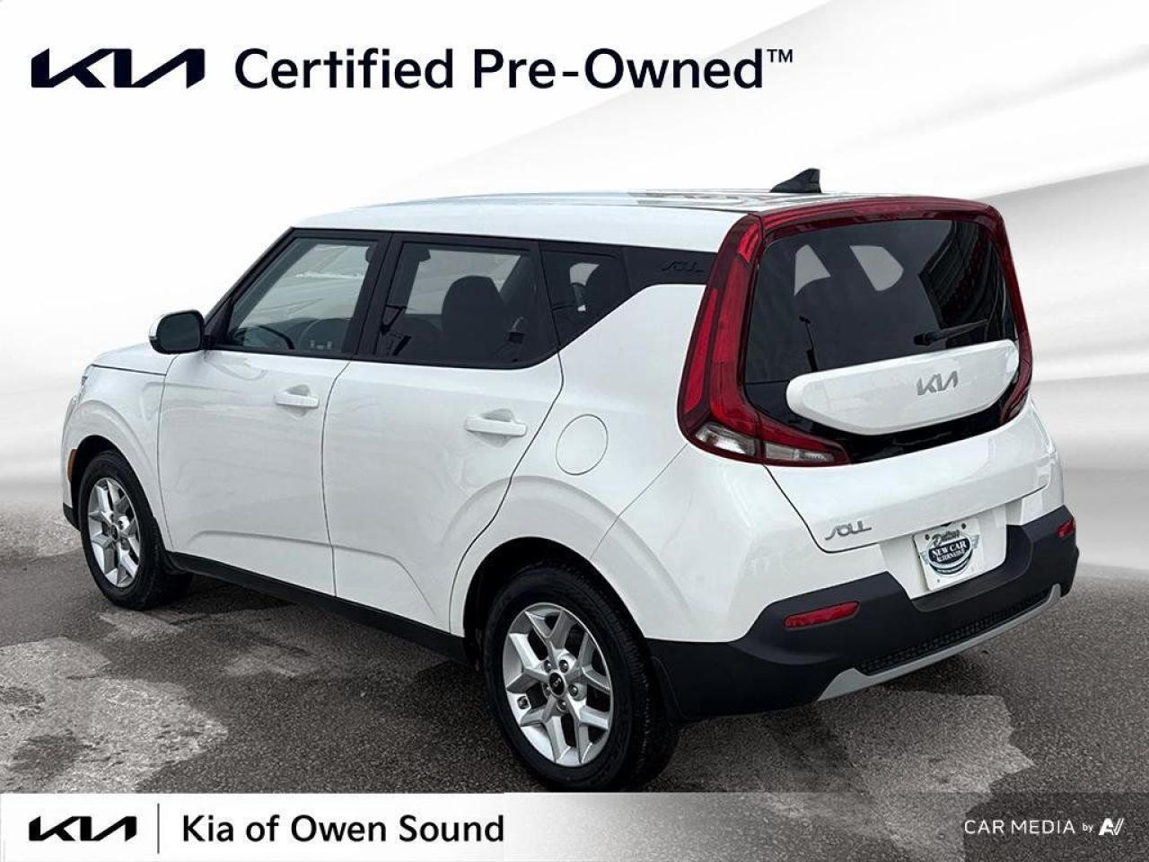 2022 Kia Soul EX Photo3