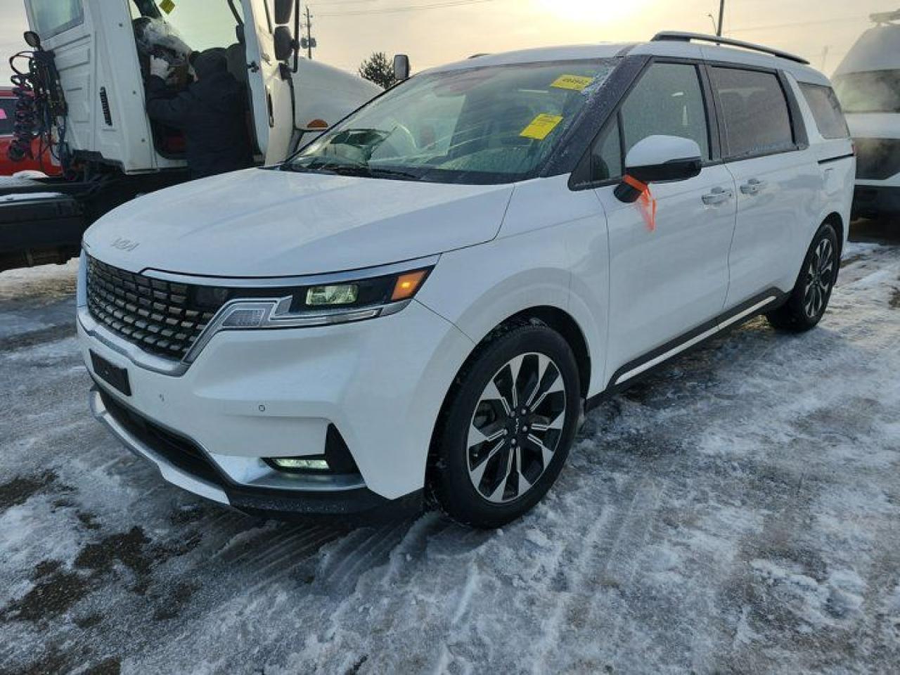 Used 2022 Kia Carnival EX | Leather | Heated Steering + Seats | Power Sliding Doors + Hatch | Adaptive Cruise | Power Seat for sale in Guelph, ON