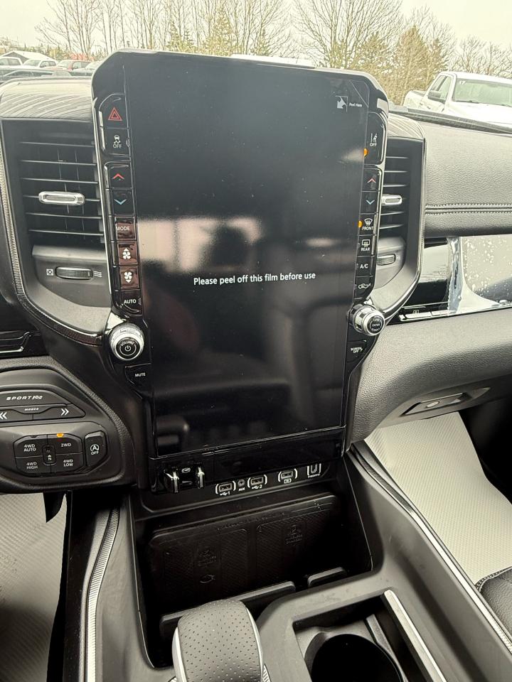 2025 RAM 1500 SPORT 4X4 CREW CAB 5'7" BOX Photo43