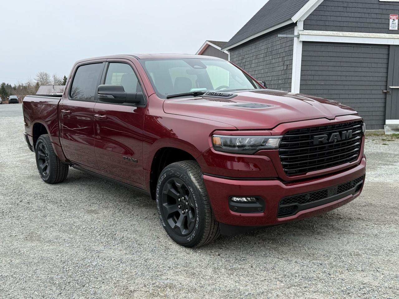 2025 RAM 1500 SPORT 4X4 CREW CAB 5'7" BOX Photo29
