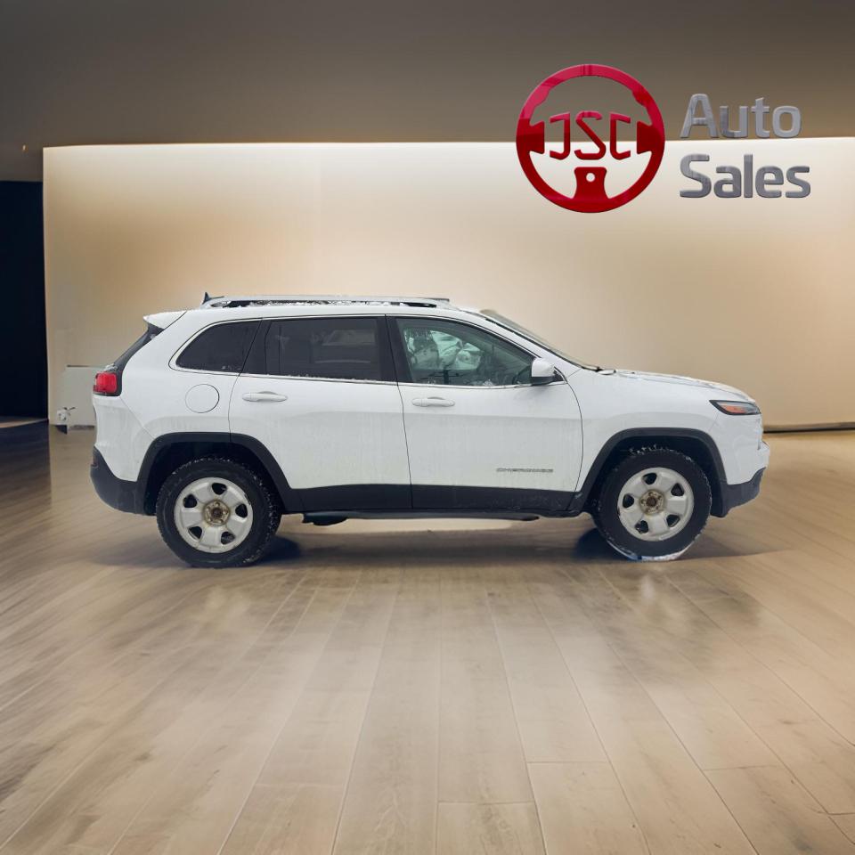 2014 Jeep Cherokee 4WD 4dr North - Photo #8