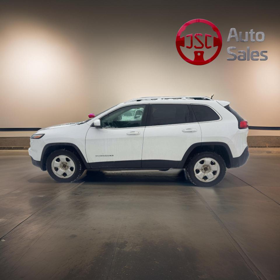 2014 Jeep Cherokee 4WD 4dr North - Photo #4