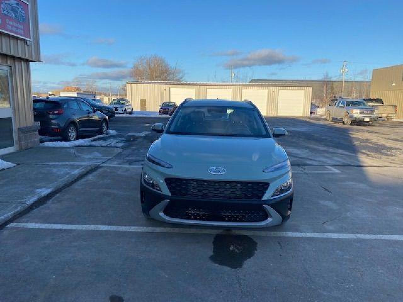 2023 Hyundai KONA 2.0L Preferred AWD w/Sun & Leather Package - Photo #4