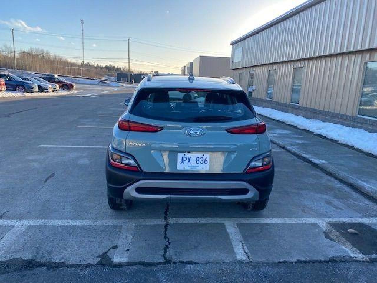 2023 Hyundai KONA 2.0L Preferred AWD w/Sun & Leather Package - Photo #5