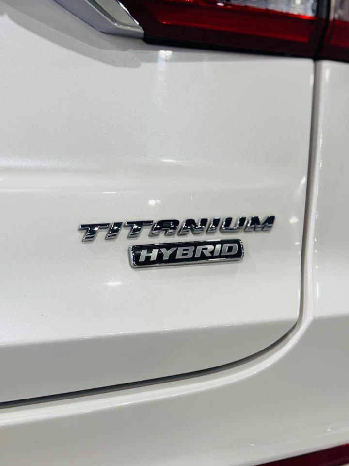 2020 Ford Fusion Hybrid Titanium - Photo #8