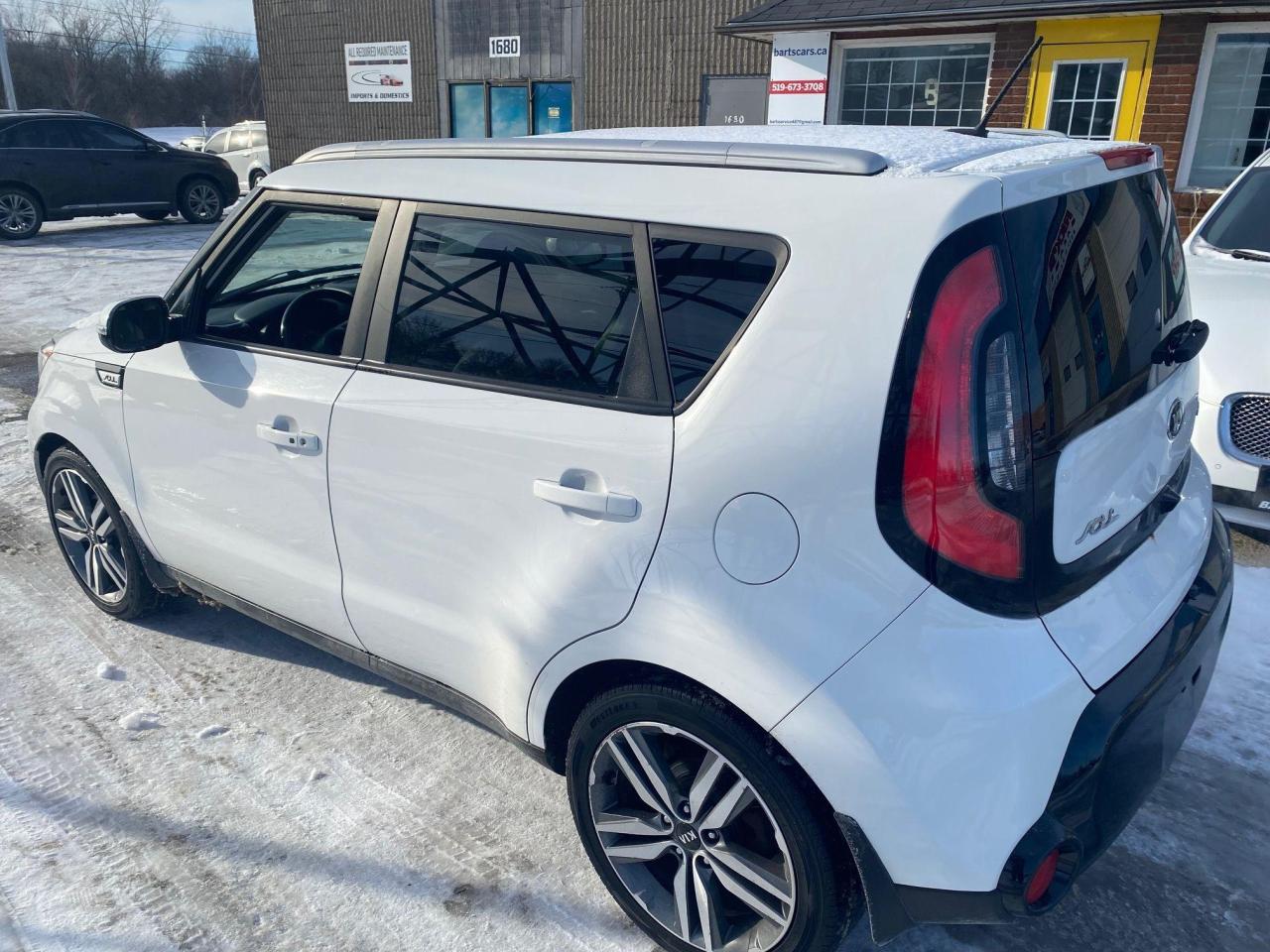 2016 Kia Soul SX Luxury 5dr Wgn Auto - Photo #3