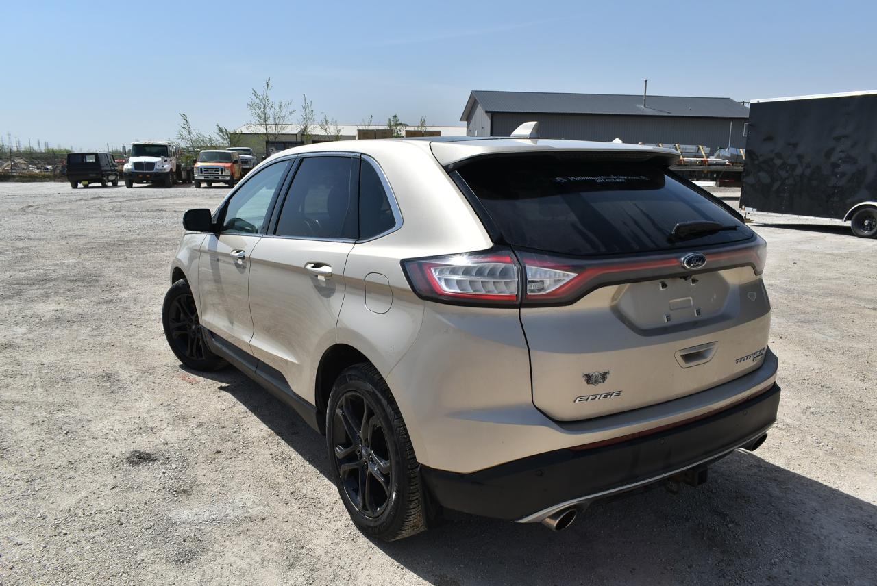 2018 Ford Edge Titanium AWD - Photo #7