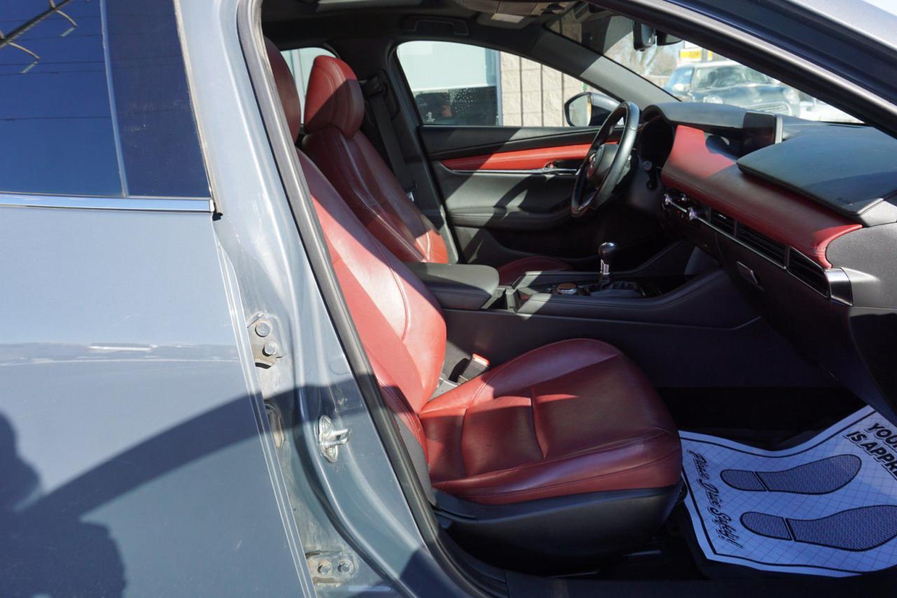 2020 Mazda MAZDA3 2.5L GT CERTIFIED CAMERA NAV BLUETOOTH LEATHER HEATED SETAS SUNROOF CRUISE ALLOYS - Photo #18