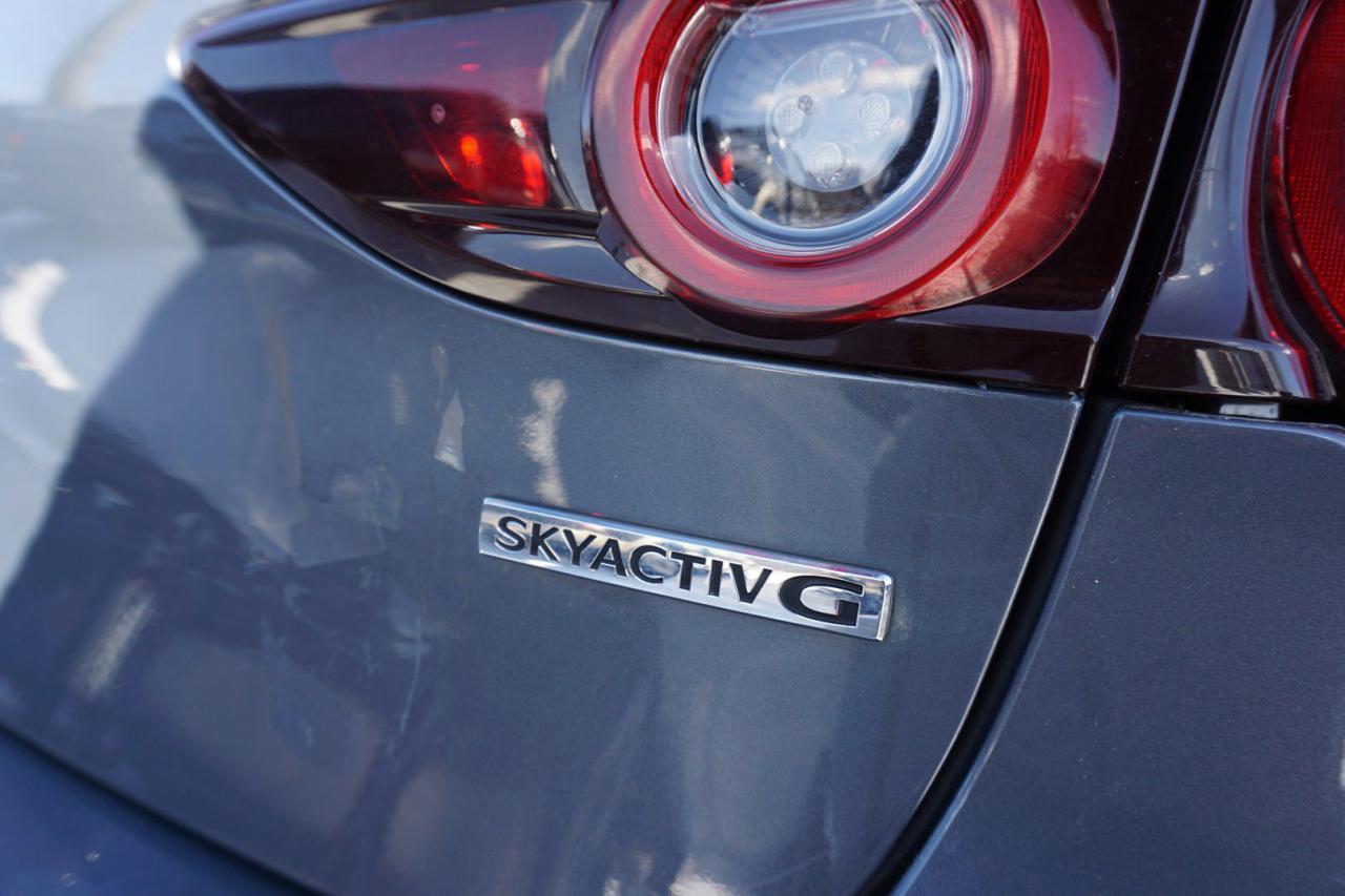 2020 Mazda MAZDA3 2.5L GT CERTIFIED CAMERA NAV BLUETOOTH LEATHER HEATED SETAS SUNROOF CRUISE ALLOYS - Photo #37