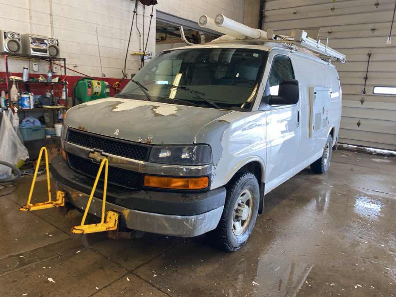 Used 2009 Chevrolet Express G3500 for sale in Innisfil, ON