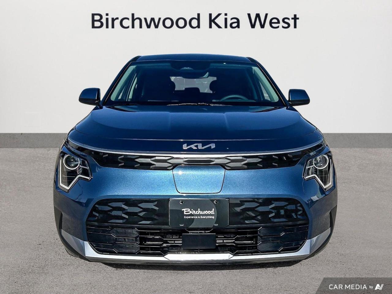 New 2025 Kia NIRO EV Wind Back up Camera | Heated Seats | Cloth Interior | for sale in Winnipeg, MB