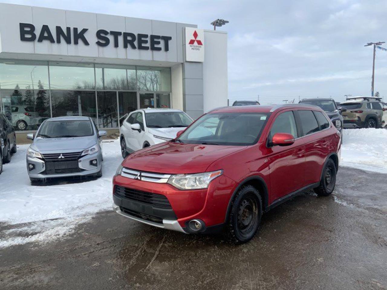 Used 2015 Mitsubishi Outlander 4WD 4dr GT for sale in Gloucester, ON