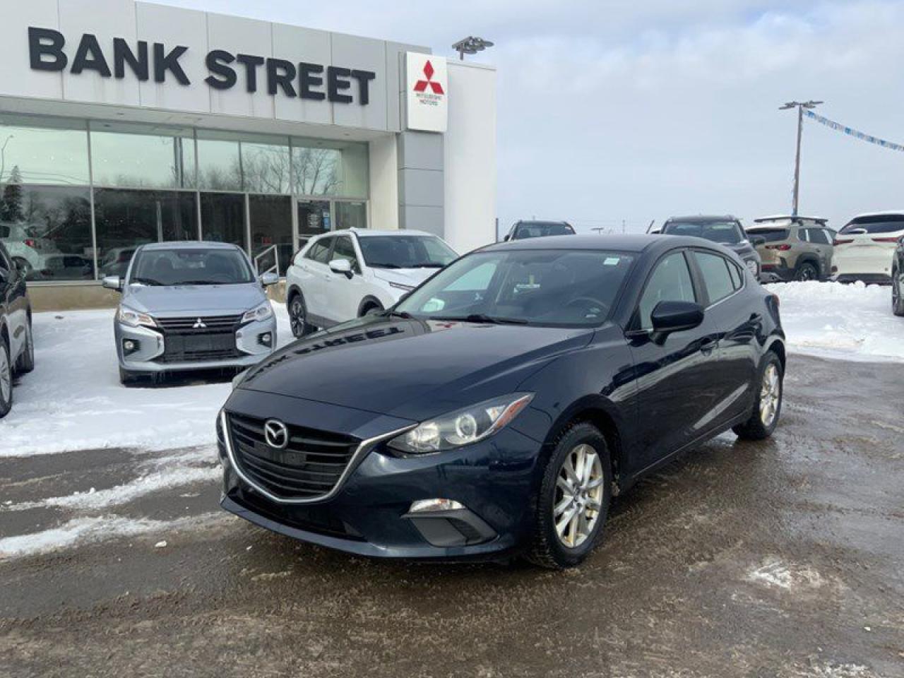 Used 2016 Mazda MAZDA3 Sport 4dr HB Sport Auto GS for sale in Gloucester, ON