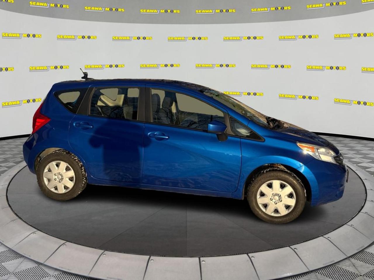 2015 Nissan Versa Note S (SR) - Photo #2